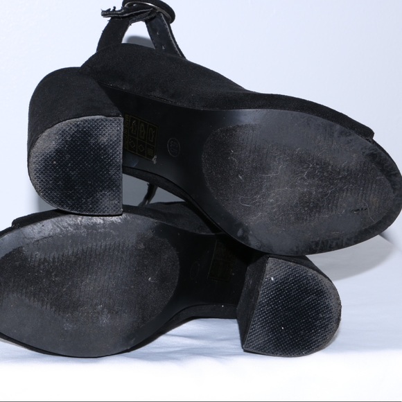 So Me Velma Black Suede Peep Toe Booties Women’s 5.5 Chunky Heel Ankle Shoes - Picture 5 of 12